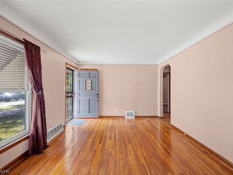25521 Zeman Avenue, Euclid, OH 44132 Photo 13