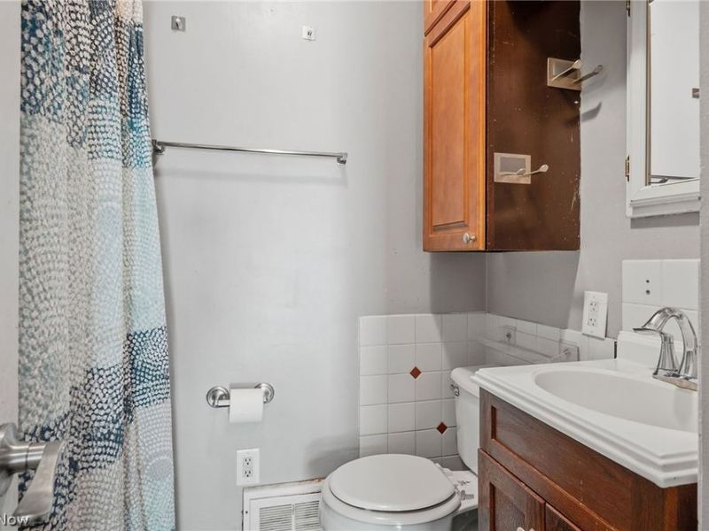 25521 Zeman Avenue, Euclid, OH 44132 Photo 20