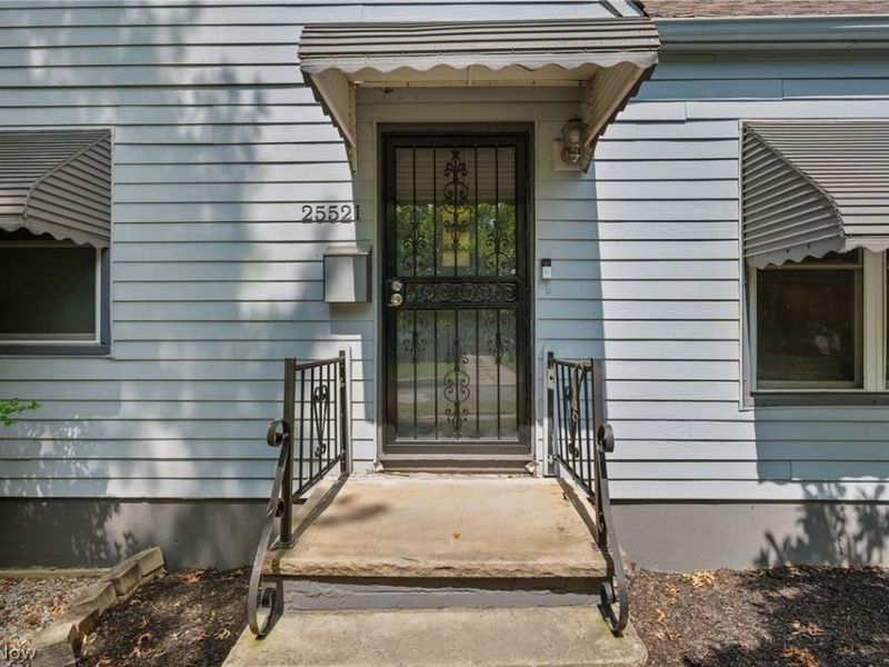 25521 Zeman Avenue, Euclid, OH 44132 Photo 3