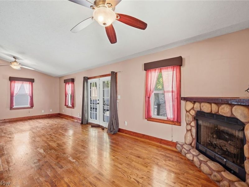 25521 Zeman Avenue, Euclid, OH 44132 Photo 30
