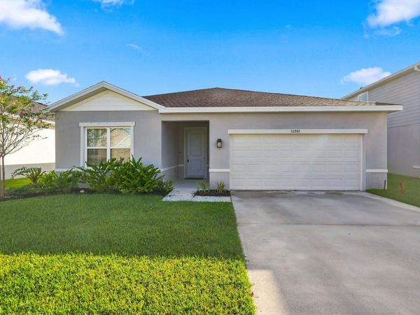 10597 SW VASARI Way, Port St. Lucie, FL 34987