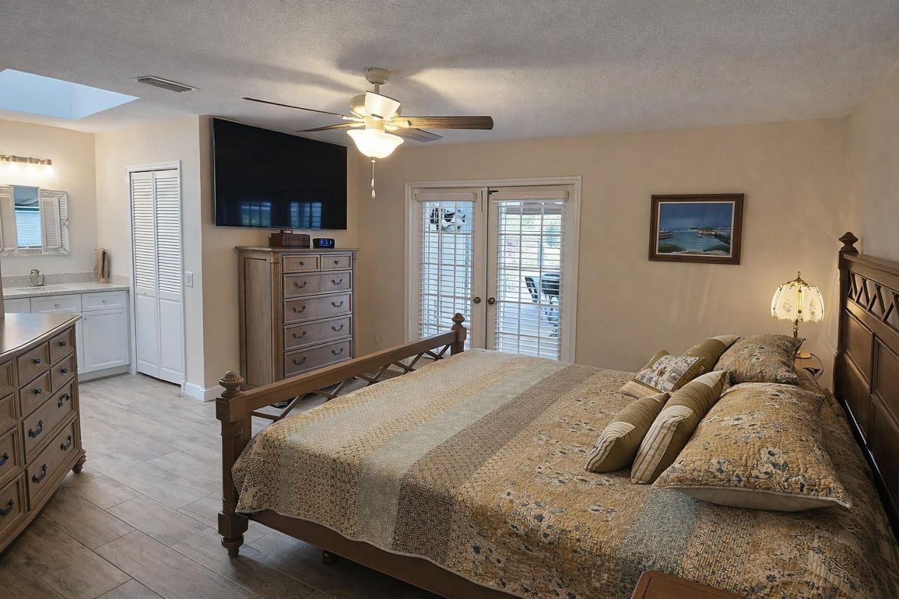 728 N Fischer Circle, Sebastian, FL 32958 Photo