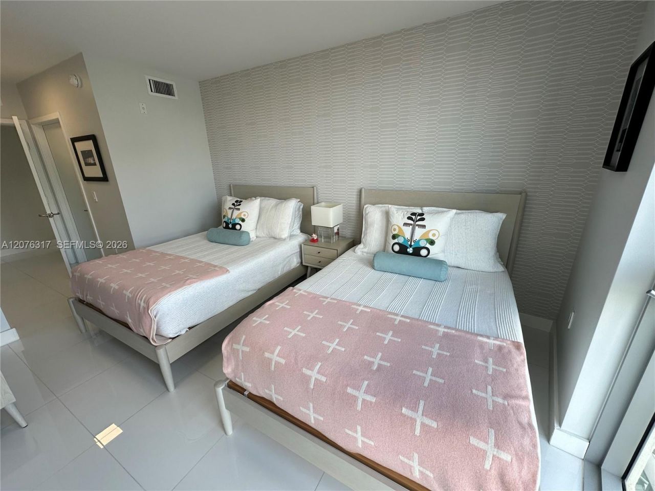 6620 Indian Creek Dr, Unit 505, Miami Beach, FL 33141 Photo