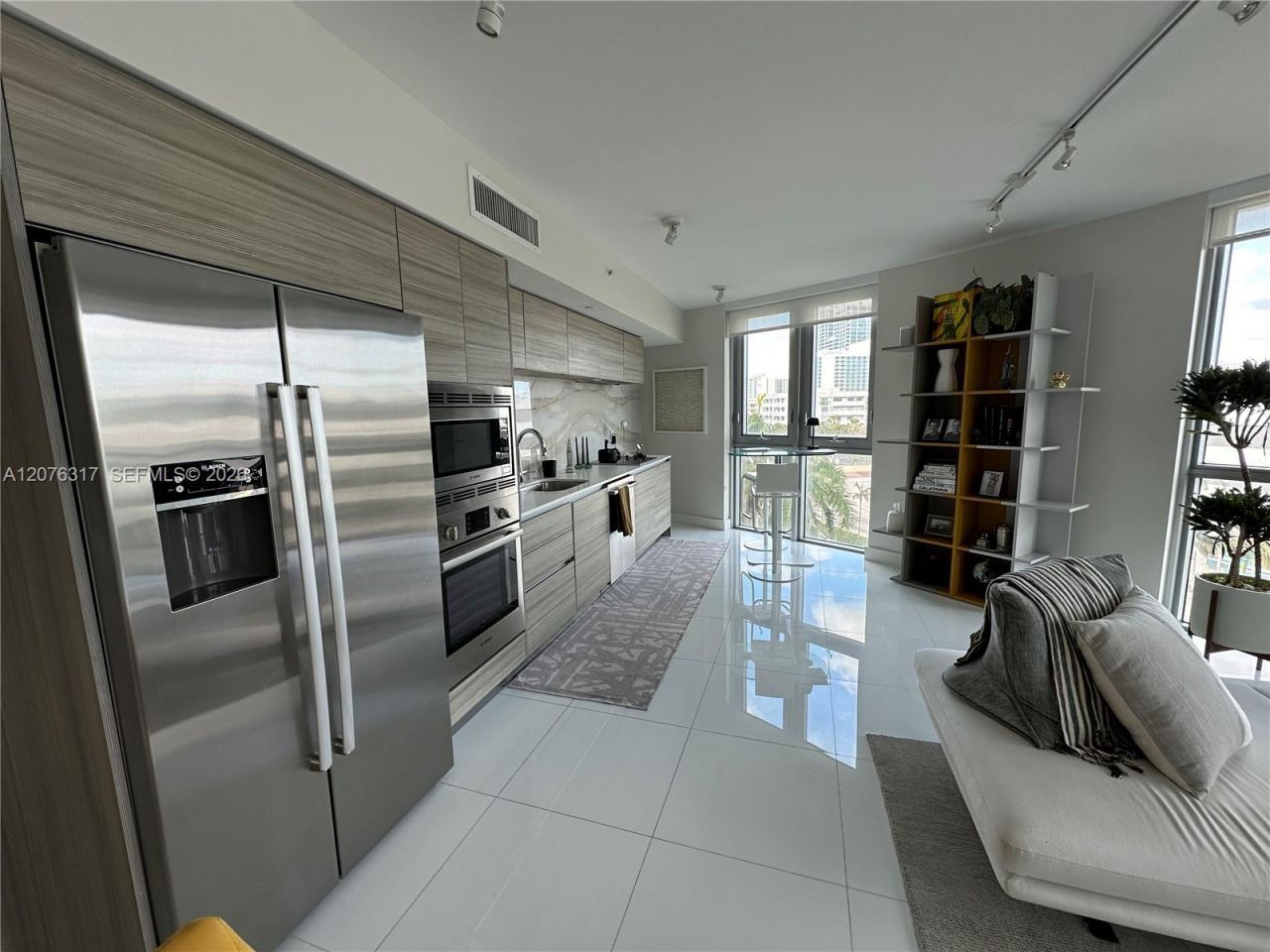 6620 Indian Creek Dr, Unit 505, Miami Beach, FL 33141 Photo