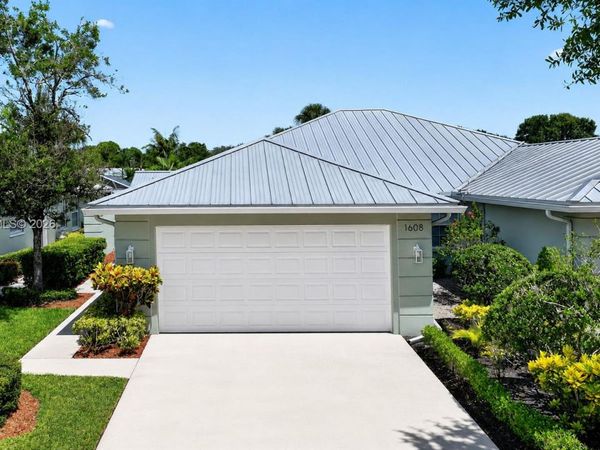 1608 SW Waterfall Blvd, Palm City, FL 34990