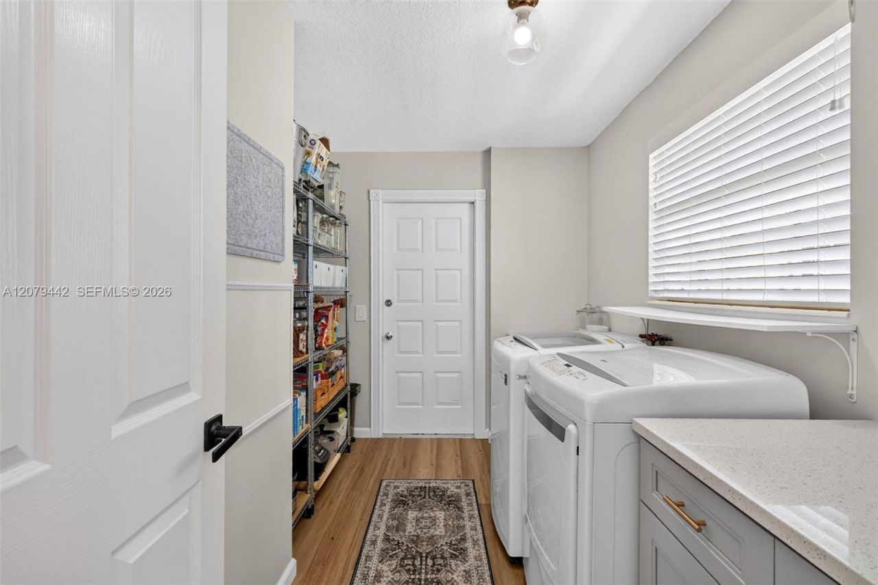 1608 SW Waterfall Blvd, Palm City, FL 34990 Photo