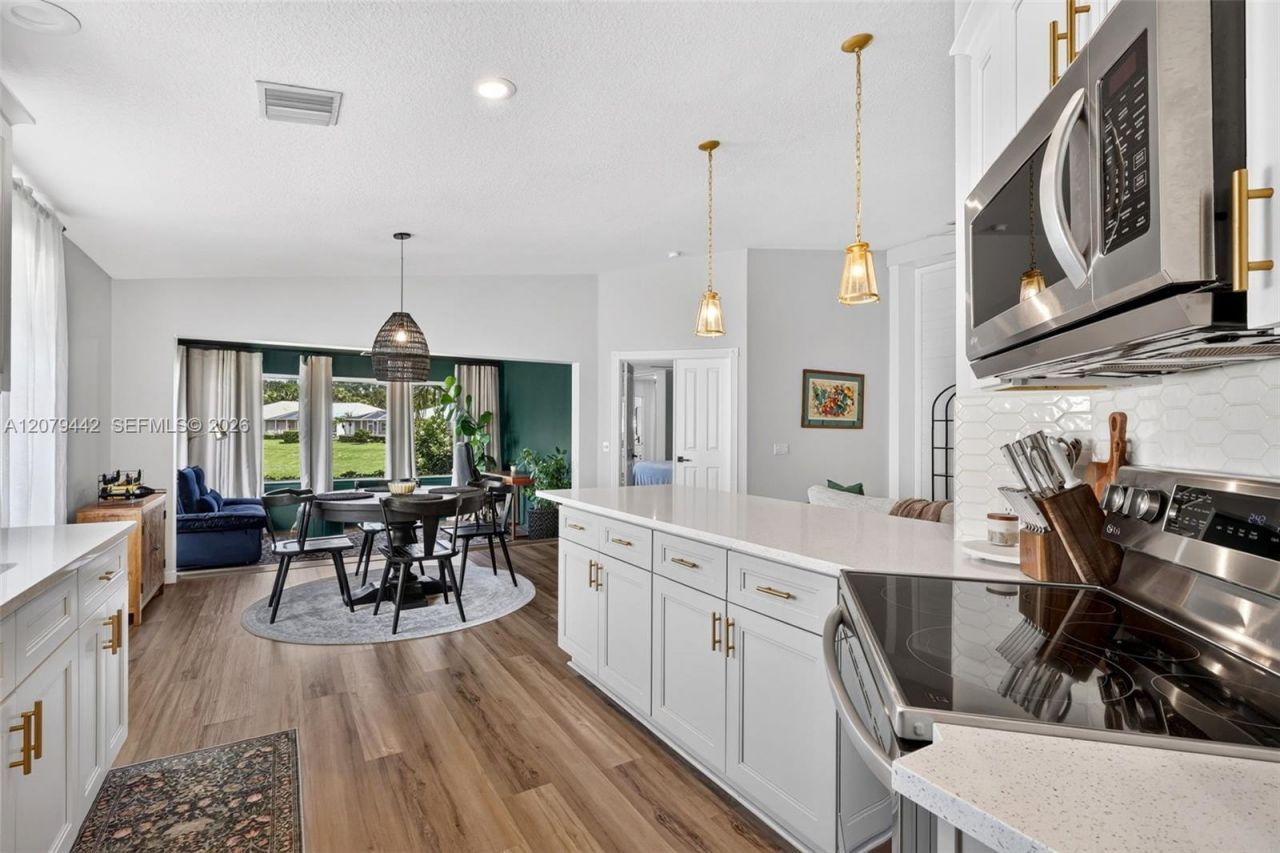 1608 SW Waterfall Blvd, Palm City, FL 34990 Photo