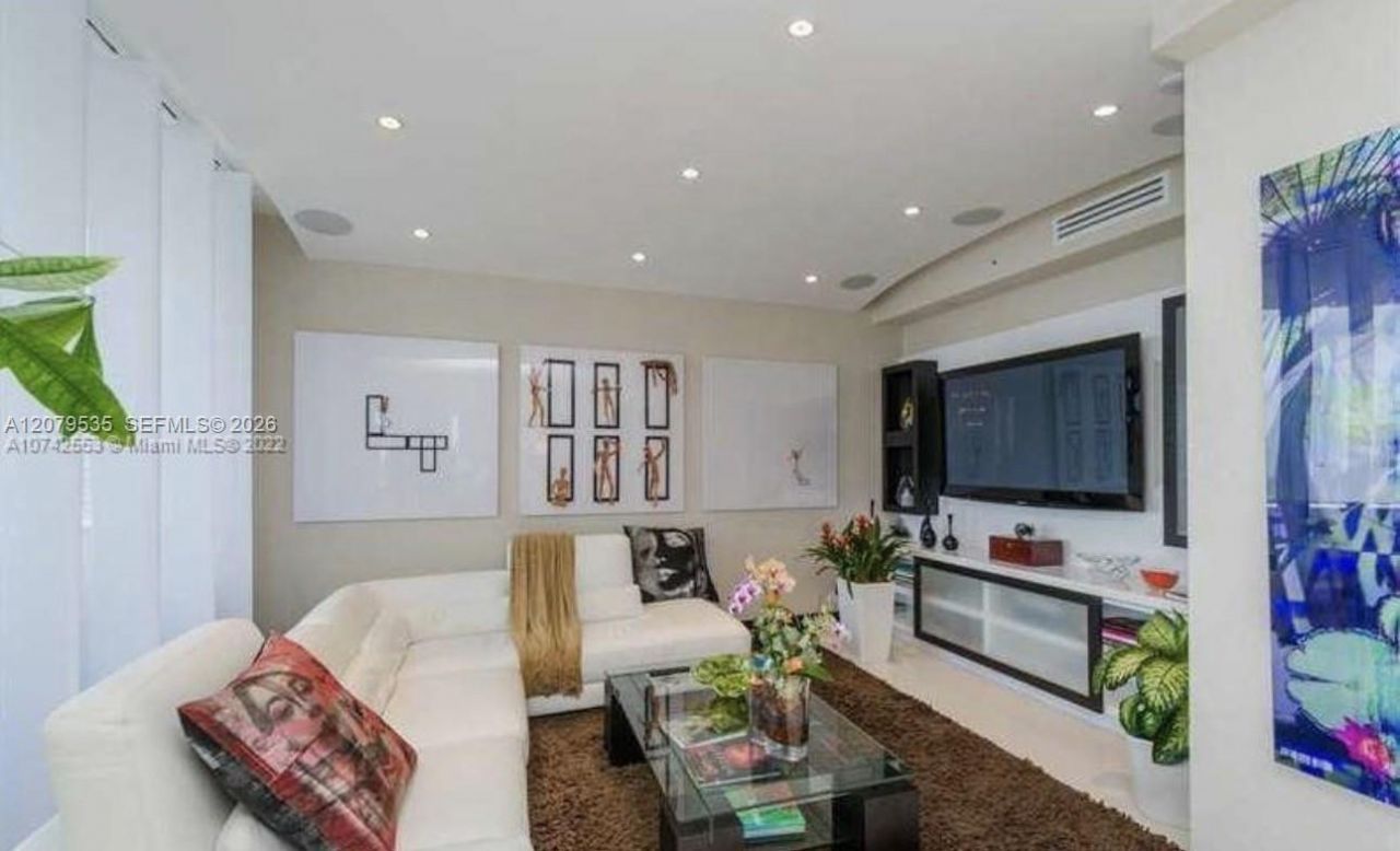 3802 NE 207th St , Unit 2802, Aventura, FL 33180 Photo