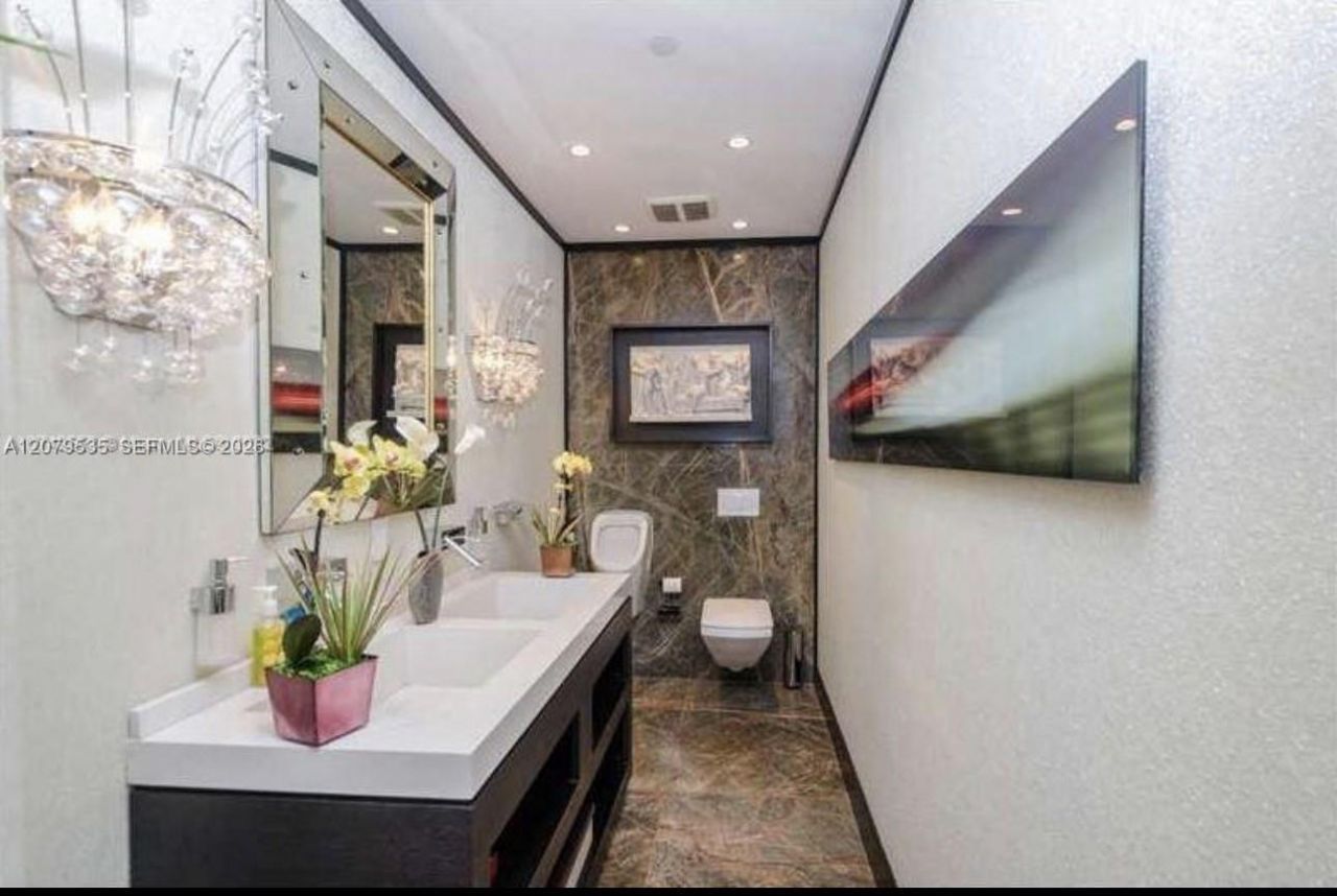 3802 NE 207th St , Unit 2802, Aventura, FL 33180 Photo