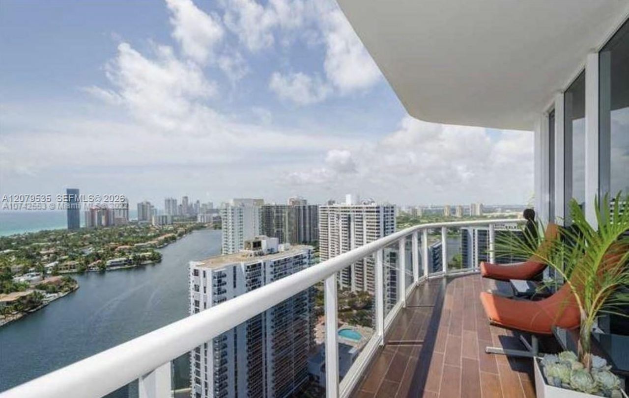 3802 NE 207th St , Unit 2802, Aventura, FL 33180 Photo