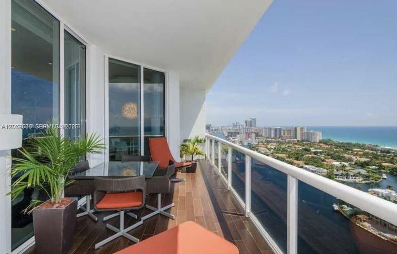 3802 NE 207th St , Unit 2802, Aventura, FL 33180 Photo