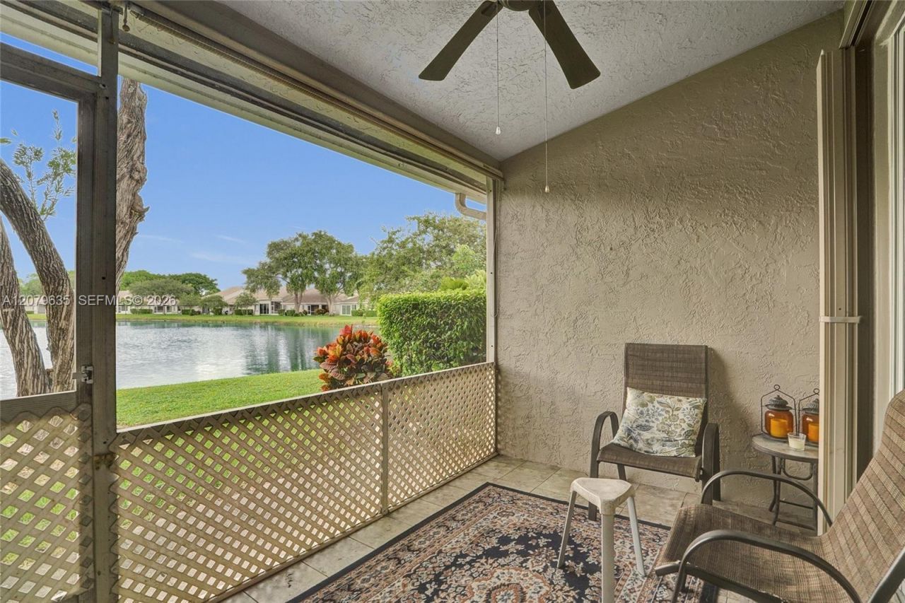 9130 Vineland Ct , Unit D, Boca Raton, FL 33496 Photo