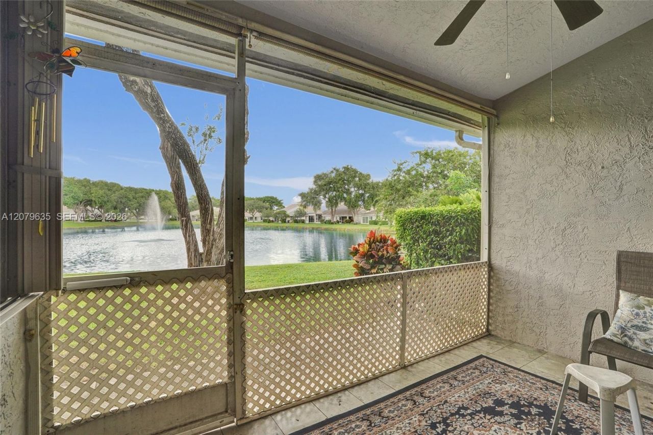 9130 Vineland Ct , Unit D, Boca Raton, FL 33496 Photo