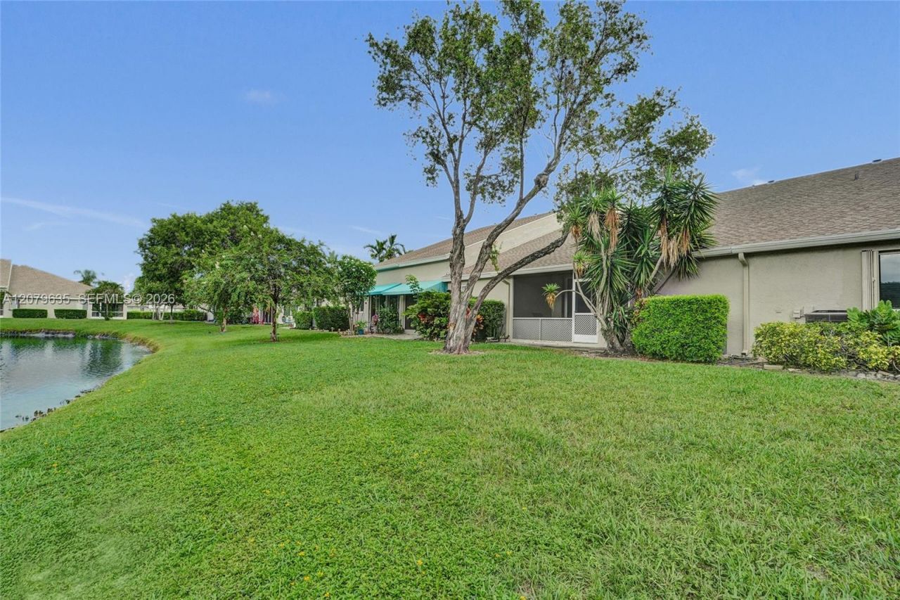 9130 Vineland Ct , Unit D, Boca Raton, FL 33496 Photo