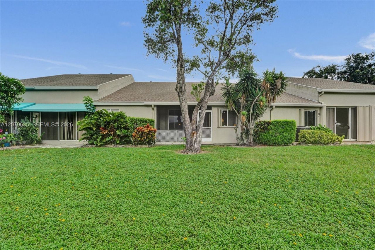 9130 Vineland Ct , Unit D, Boca Raton, FL 33496 Photo