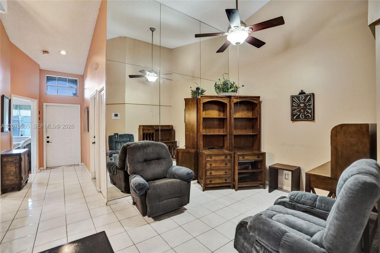 9130 Vineland Ct , Unit D, Boca Raton, FL 33496 Photo