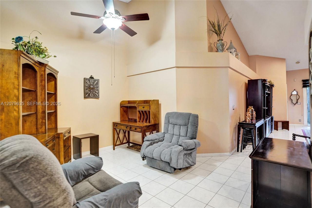 9130 Vineland Ct , Unit D, Boca Raton, FL 33496 Photo