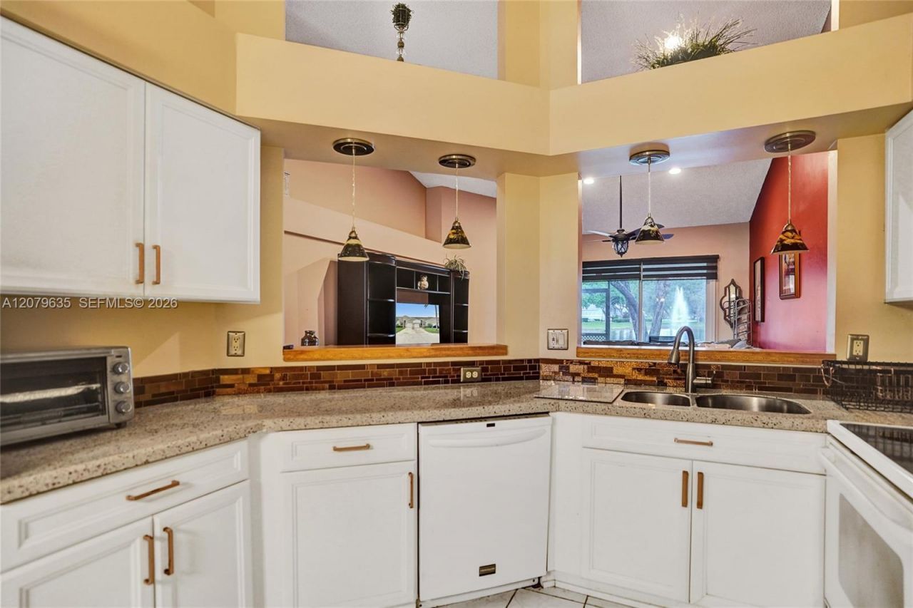 9130 Vineland Ct , Unit D, Boca Raton, FL 33496 Photo