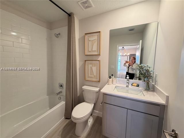 19853 Whispering Creek Rd , Unit 18853, Loxahatchee, FL 33470 Photo