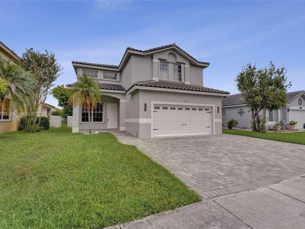 16227 NW 19th St, Pembroke Pines, FL 33028