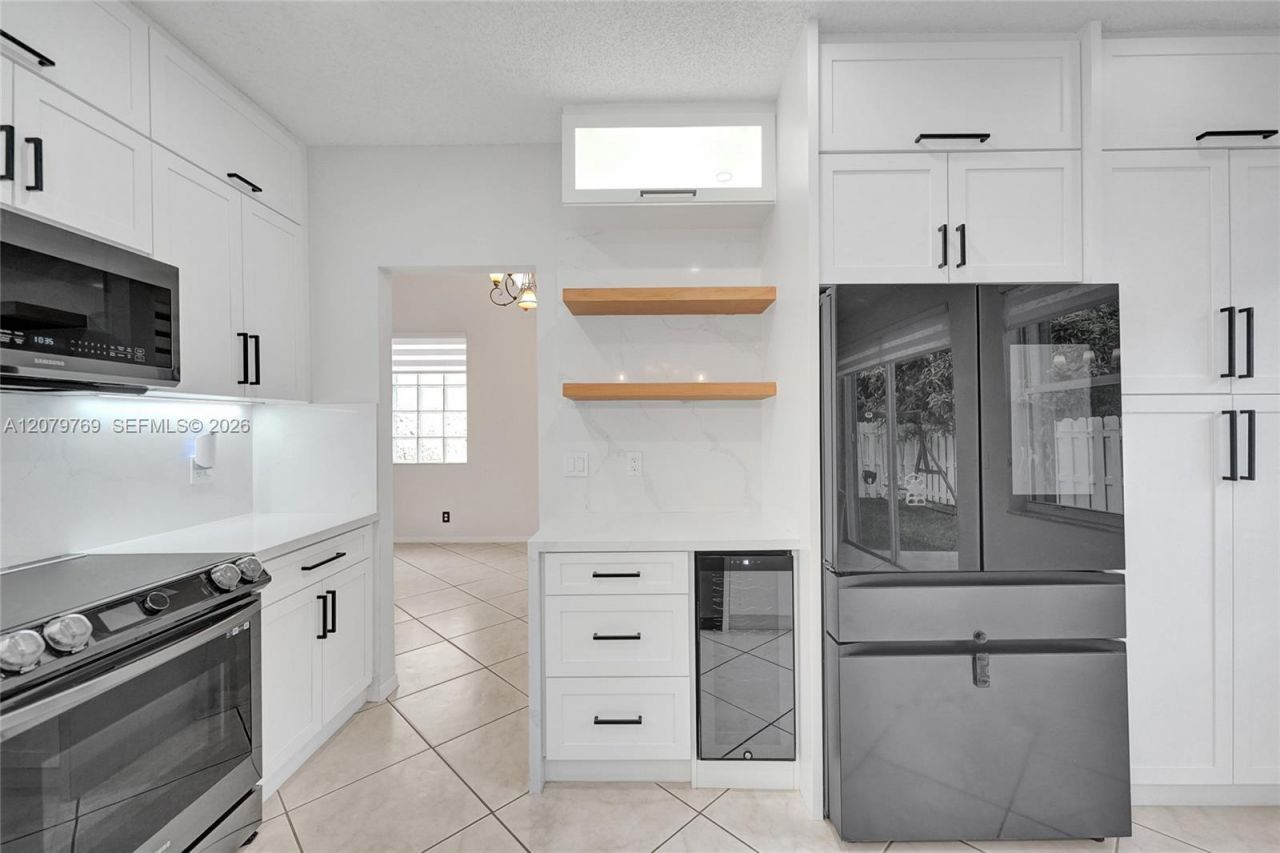 16227 NW 19th St, Pembroke Pines, FL 33028 Photo