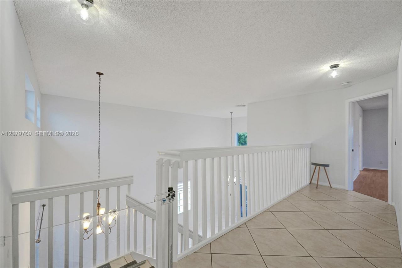 16227 NW 19th St, Pembroke Pines, FL 33028 Photo