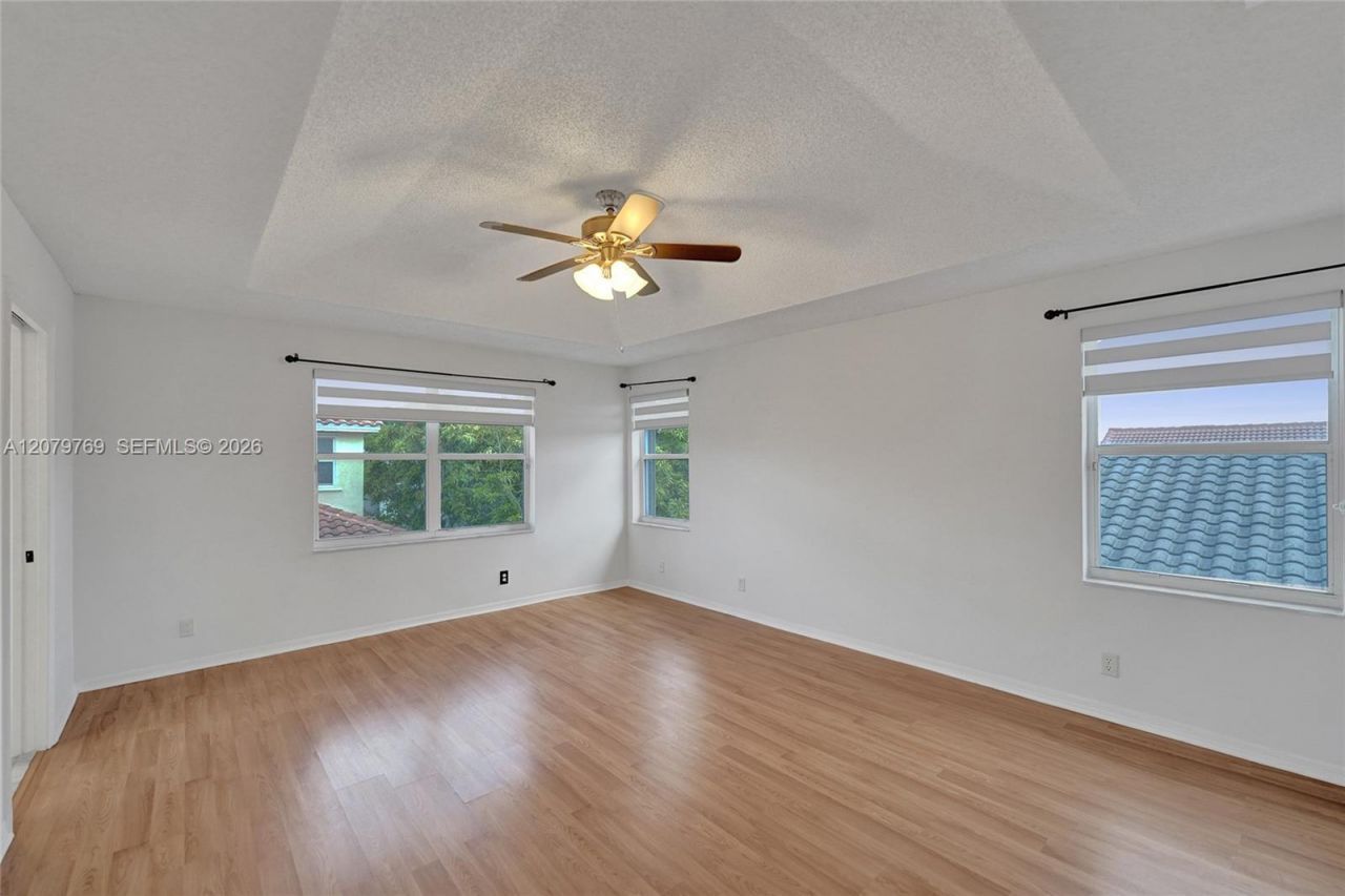 16227 NW 19th St, Pembroke Pines, FL 33028 Photo