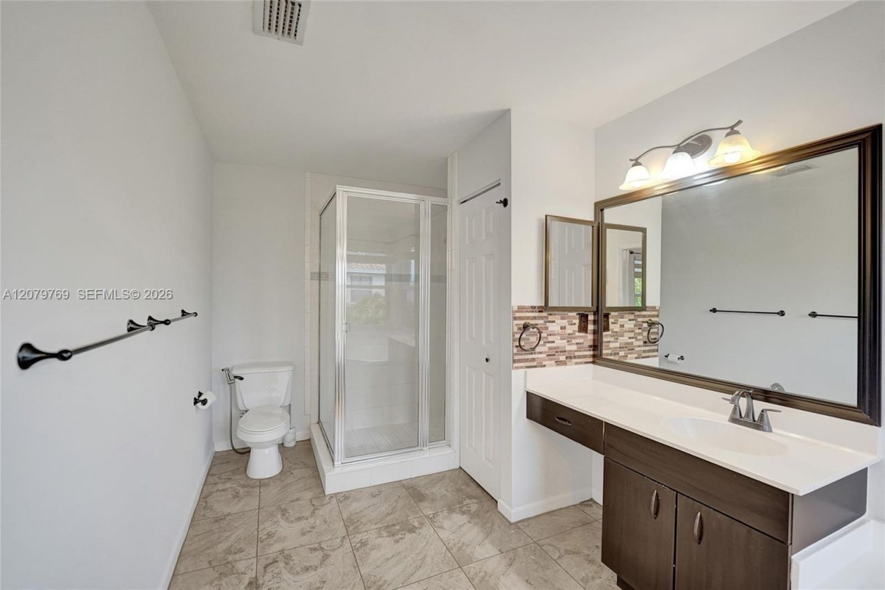 16227 NW 19th St, Pembroke Pines, FL 33028 Photo