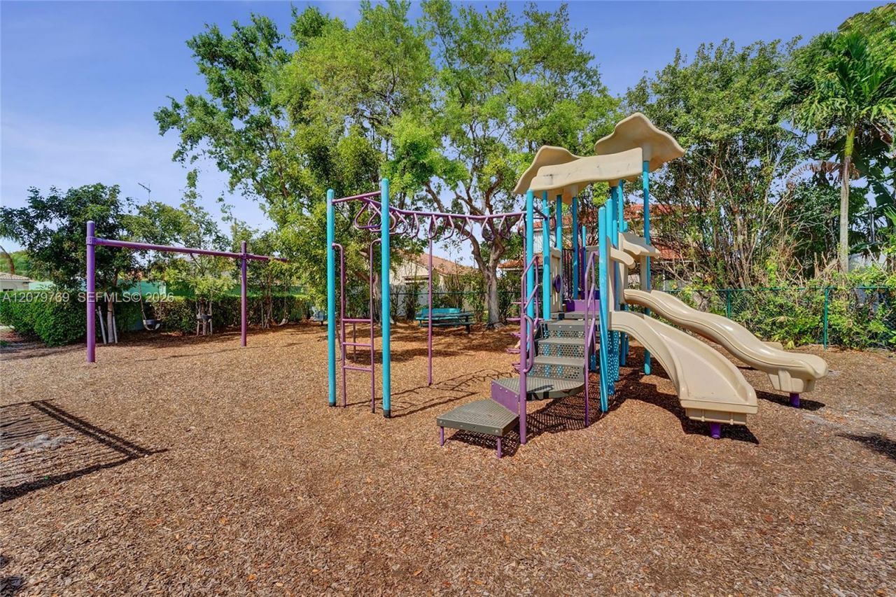 16227 NW 19th St, Pembroke Pines, FL 33028 Photo