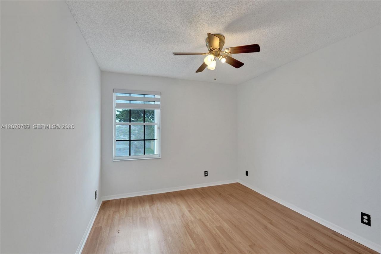 16227 NW 19th St, Pembroke Pines, FL 33028 Photo