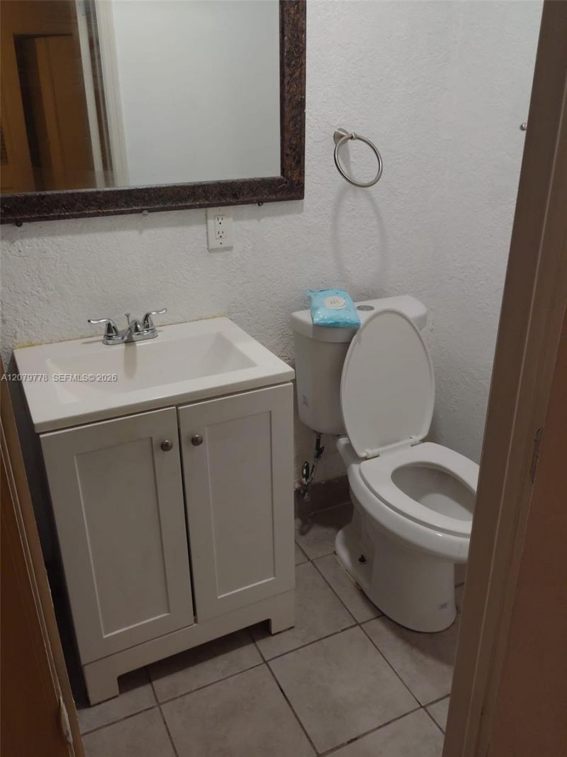 1625 NW 9th Ave , Unit A, Fort Lauderdale, FL 33311 Photo
