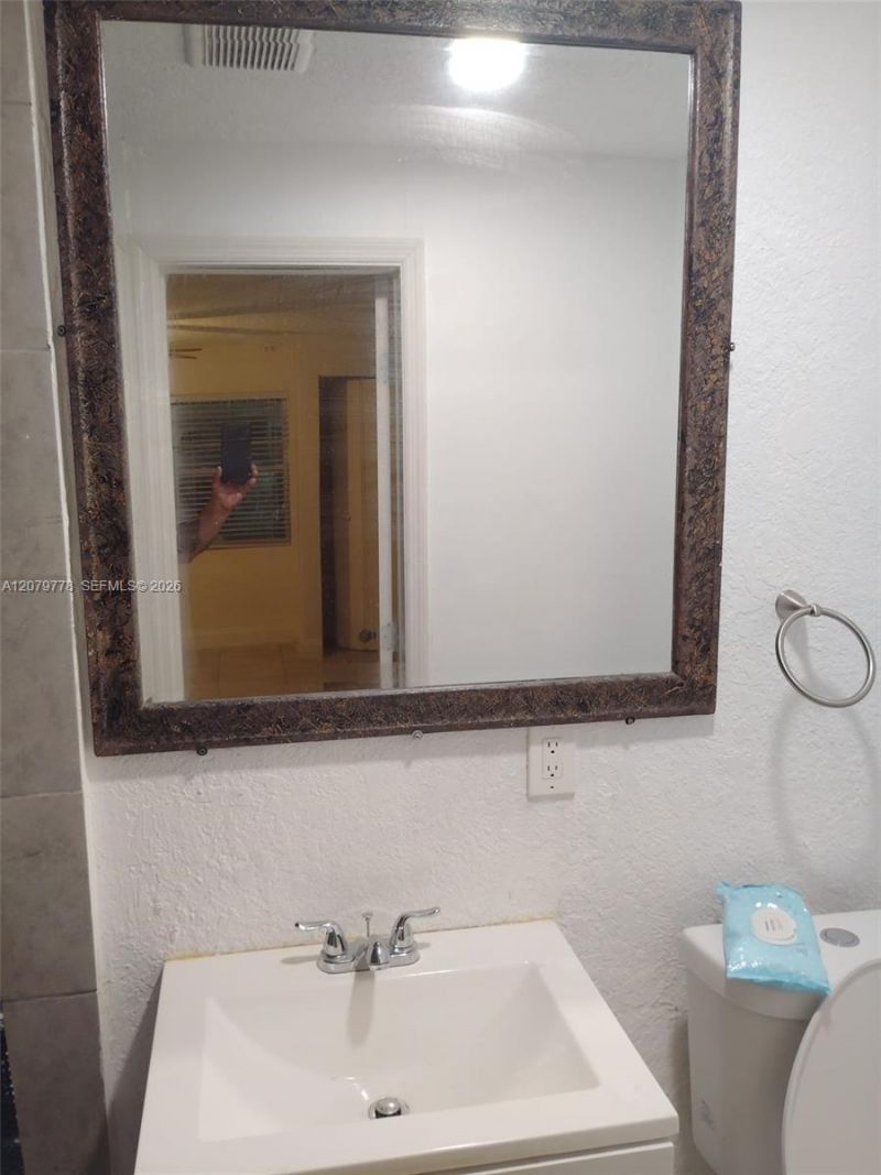 1625 NW 9th Ave , Unit A, Fort Lauderdale, FL 33311 Photo