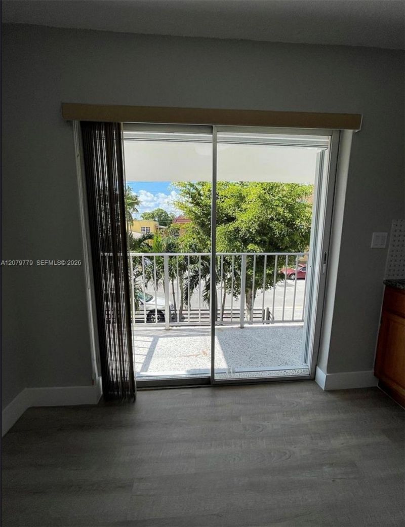 827 SW 11th Ave , Unit 5, Miami, FL 33130 Photo