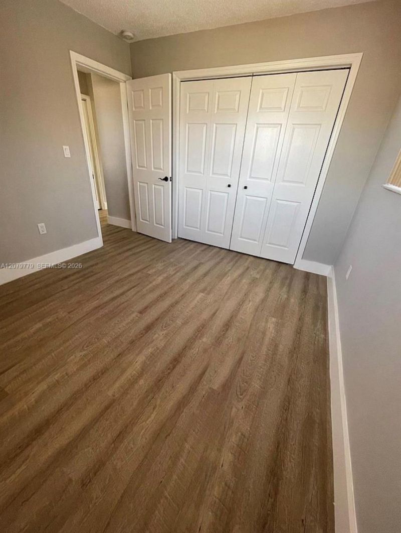 827 SW 11th Ave , Unit 5, Miami, FL 33130 Photo