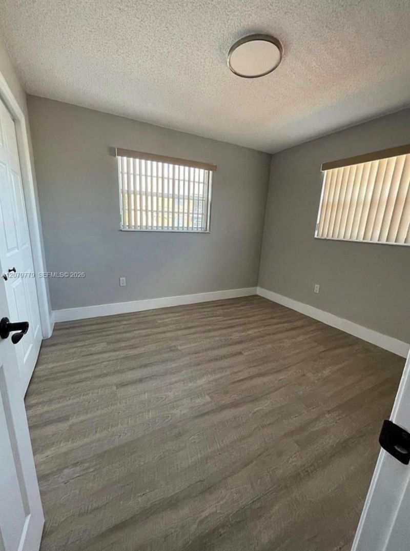 827 SW 11th Ave , Unit 5, Miami, FL 33130 Photo
