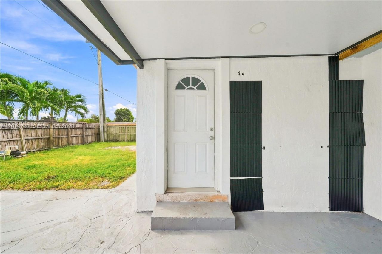 4041 W 8th Ave , Hialeah, FL 33012 Photo