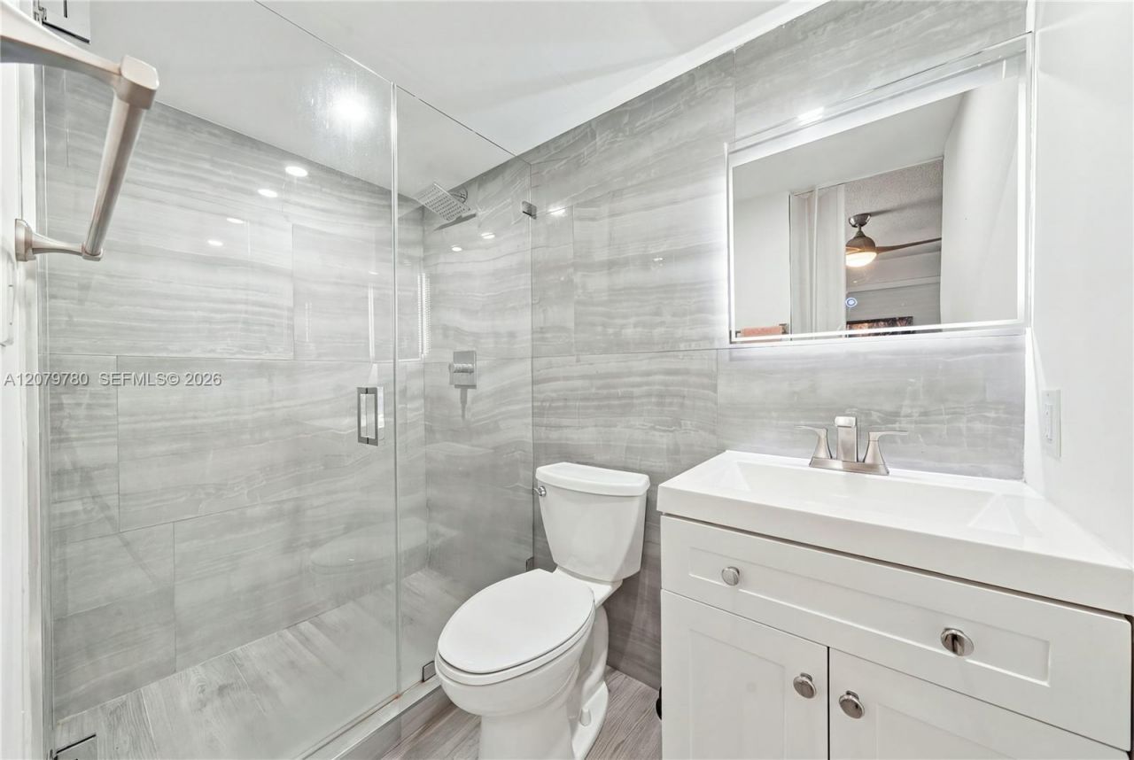 4041 W 8th Ave , Hialeah, FL 33012 Photo