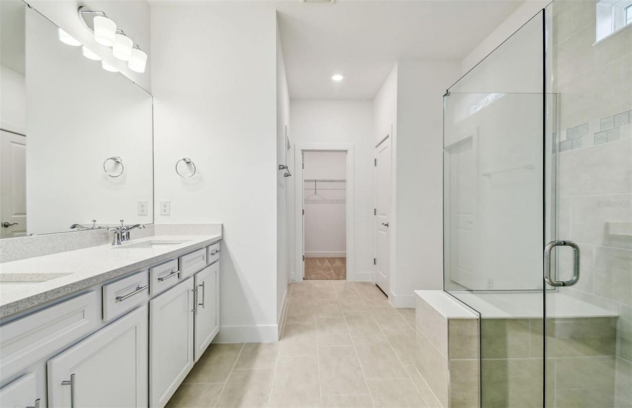 37343 Clinch Circle , Zephyrhills, FL 33540 Photo