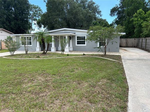 104 E GARDENIA DRIVE , ORANGE CITY, FL 32763