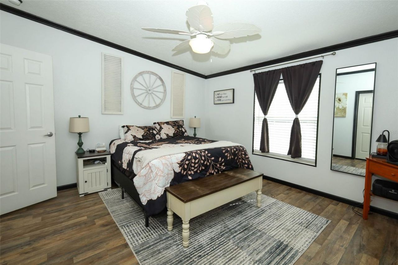 44031 East Road , Paisley, FL 32767 Photo
