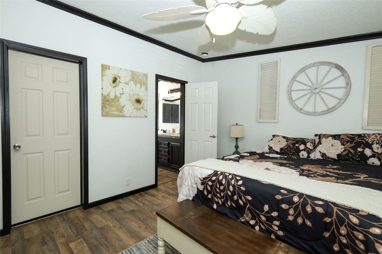 44031 East Road , Paisley, FL 32767 Photo