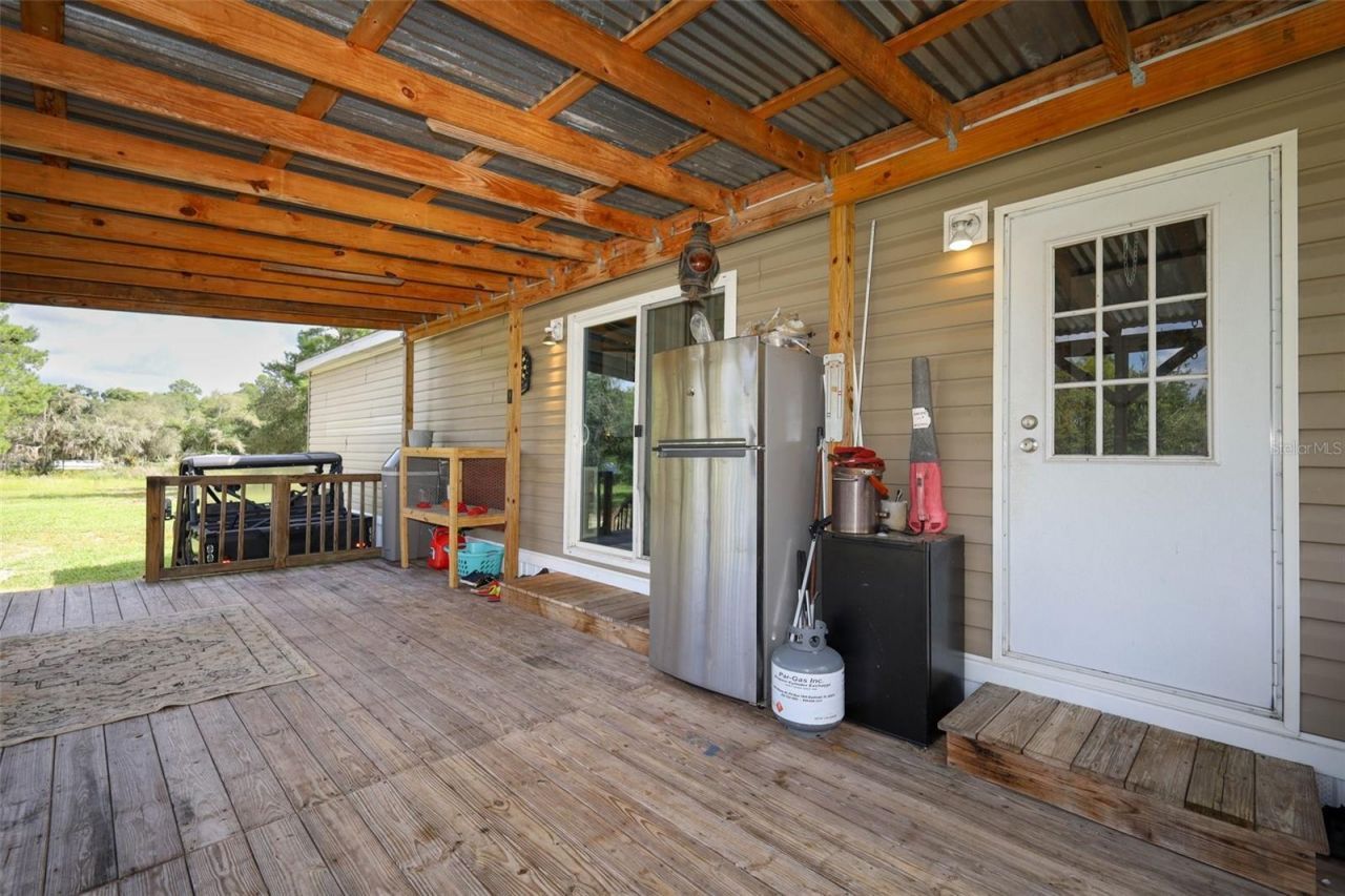 44031 East Road , Paisley, FL 32767 Photo