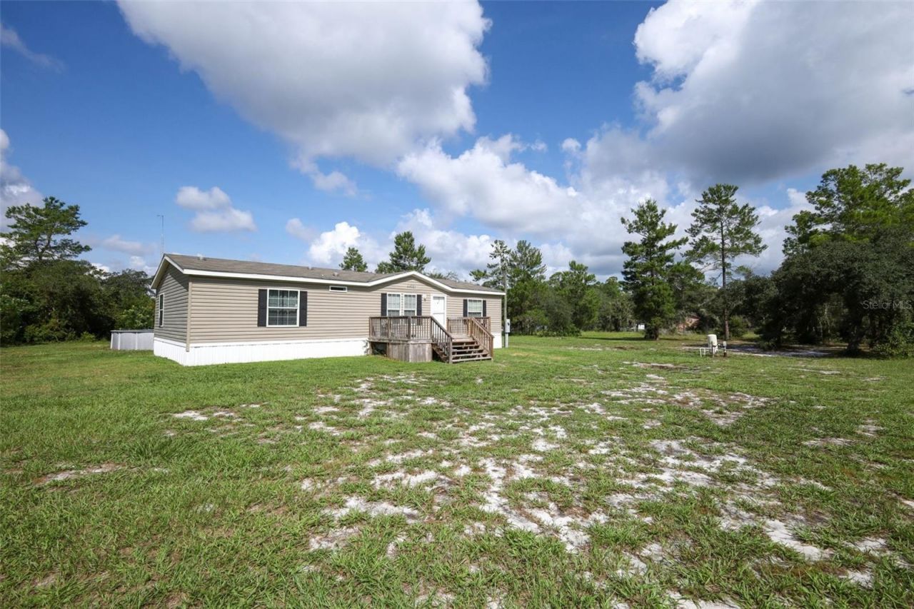 44031 East Road , Paisley, FL 32767 Photo