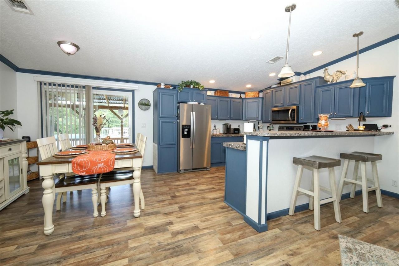 44031 East Road , Paisley, FL 32767 Photo