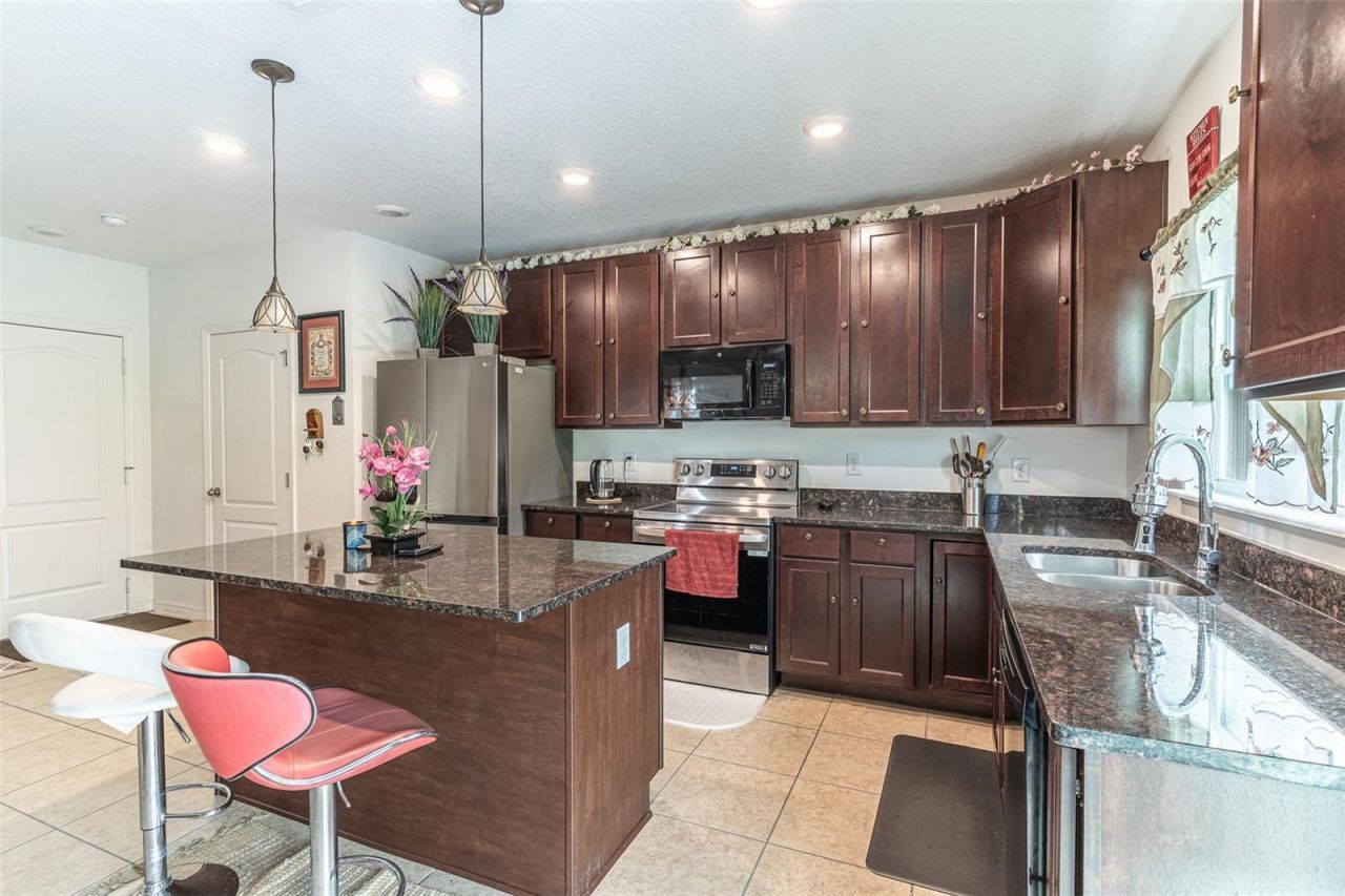 15107 Zenith Avenue, Mascotte, FL 34753 Photo