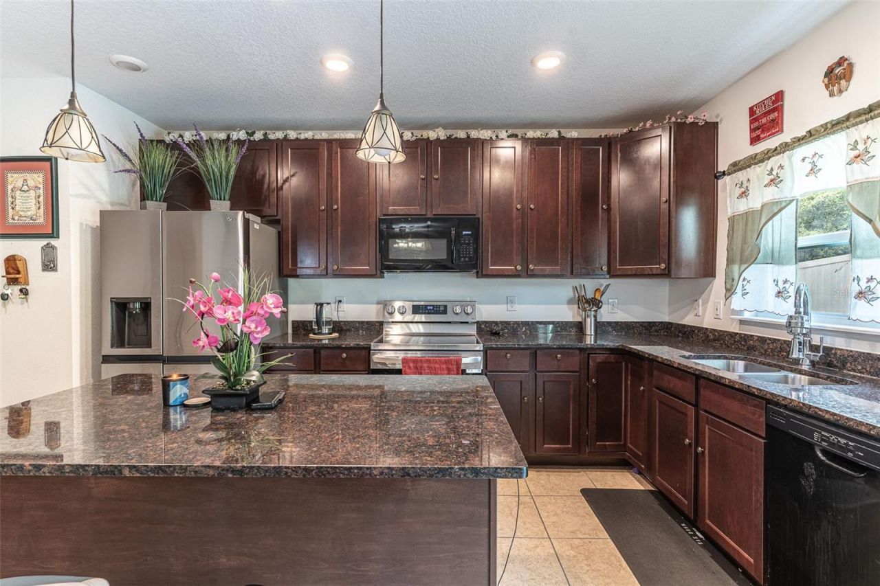 15107 Zenith Avenue, Mascotte, FL 34753 Photo