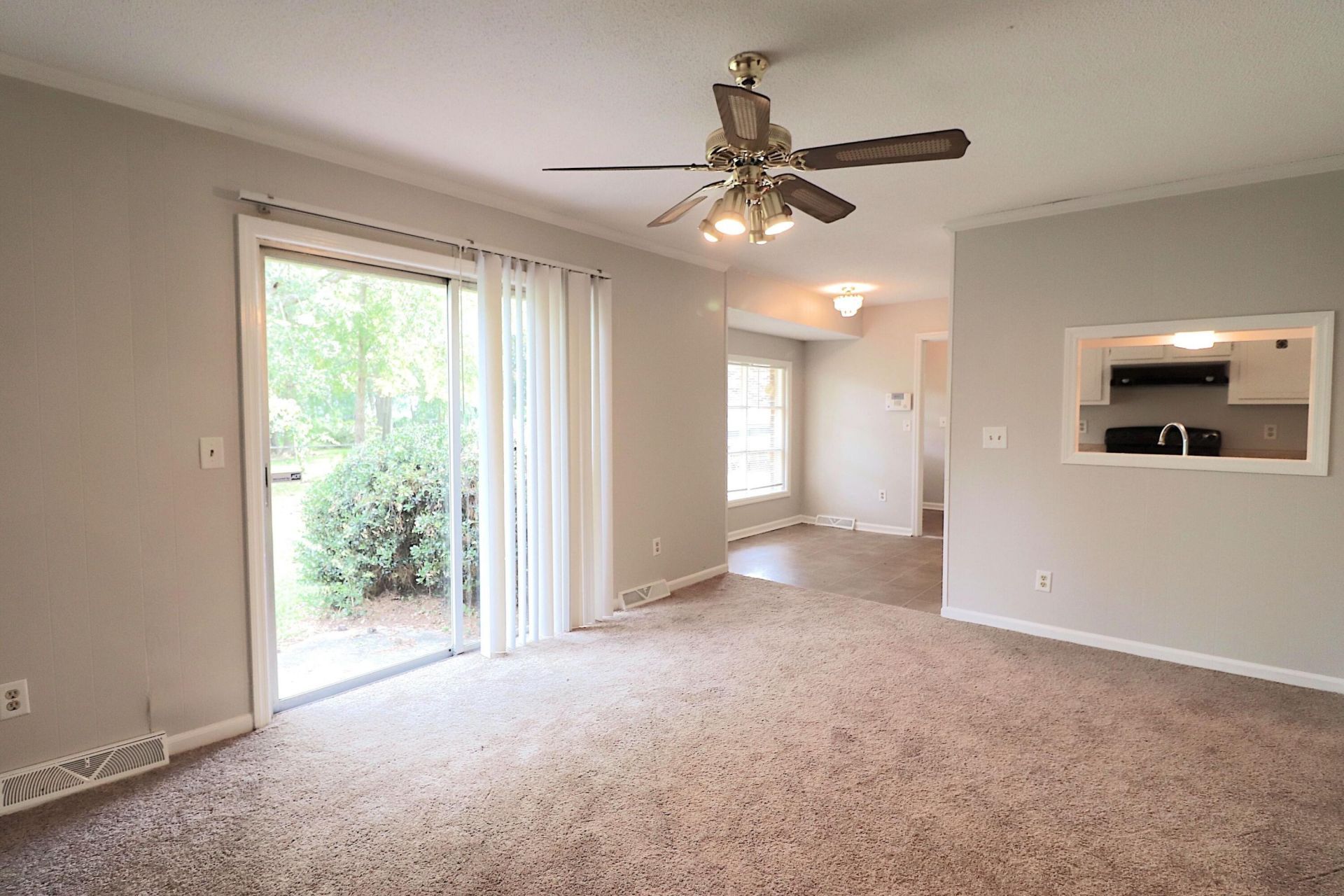 2395 Vistavia Road Photo 10
