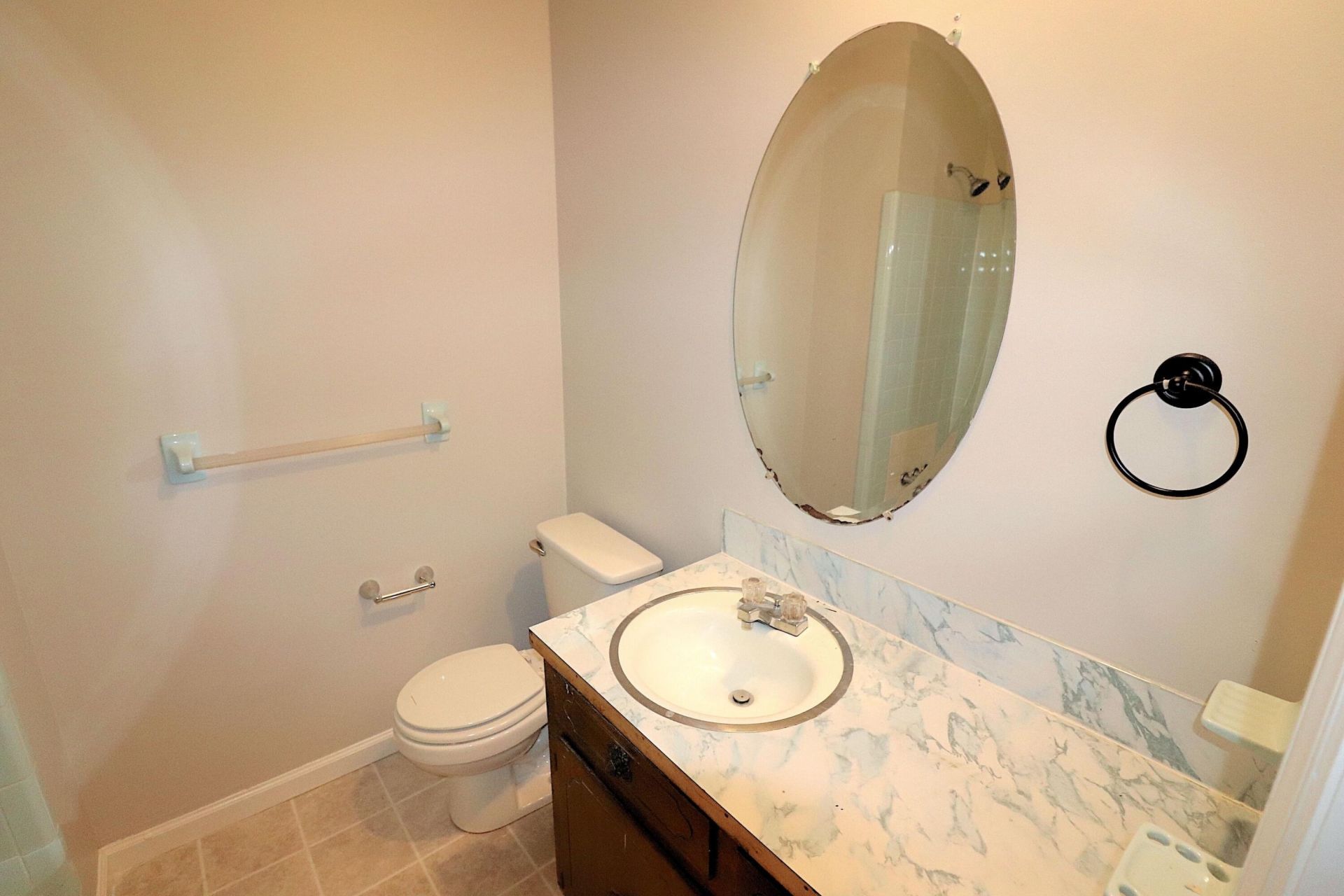 2395 Vistavia Road Photo 11