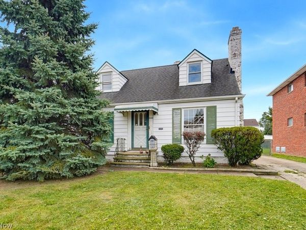 11102 Park Heights Avenue, Garfield Heights, OH 44125
