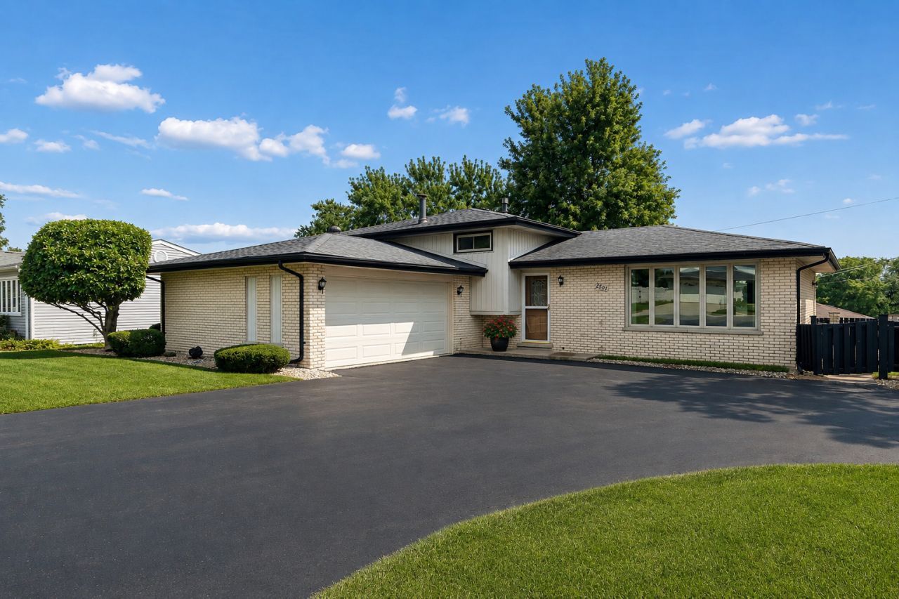 9801 S 88th Avenue, Palos Hills, IL 60465 Main Photo
